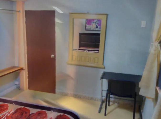 Guest house Casa Azul Aragon 4*