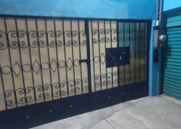 Guest house Casa Azul Aragon 4*